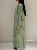 Abaya Naïa KIMAIAN - Premium flowing abaya, movement detail