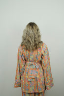 Set Farah — back view showing the tied belt
